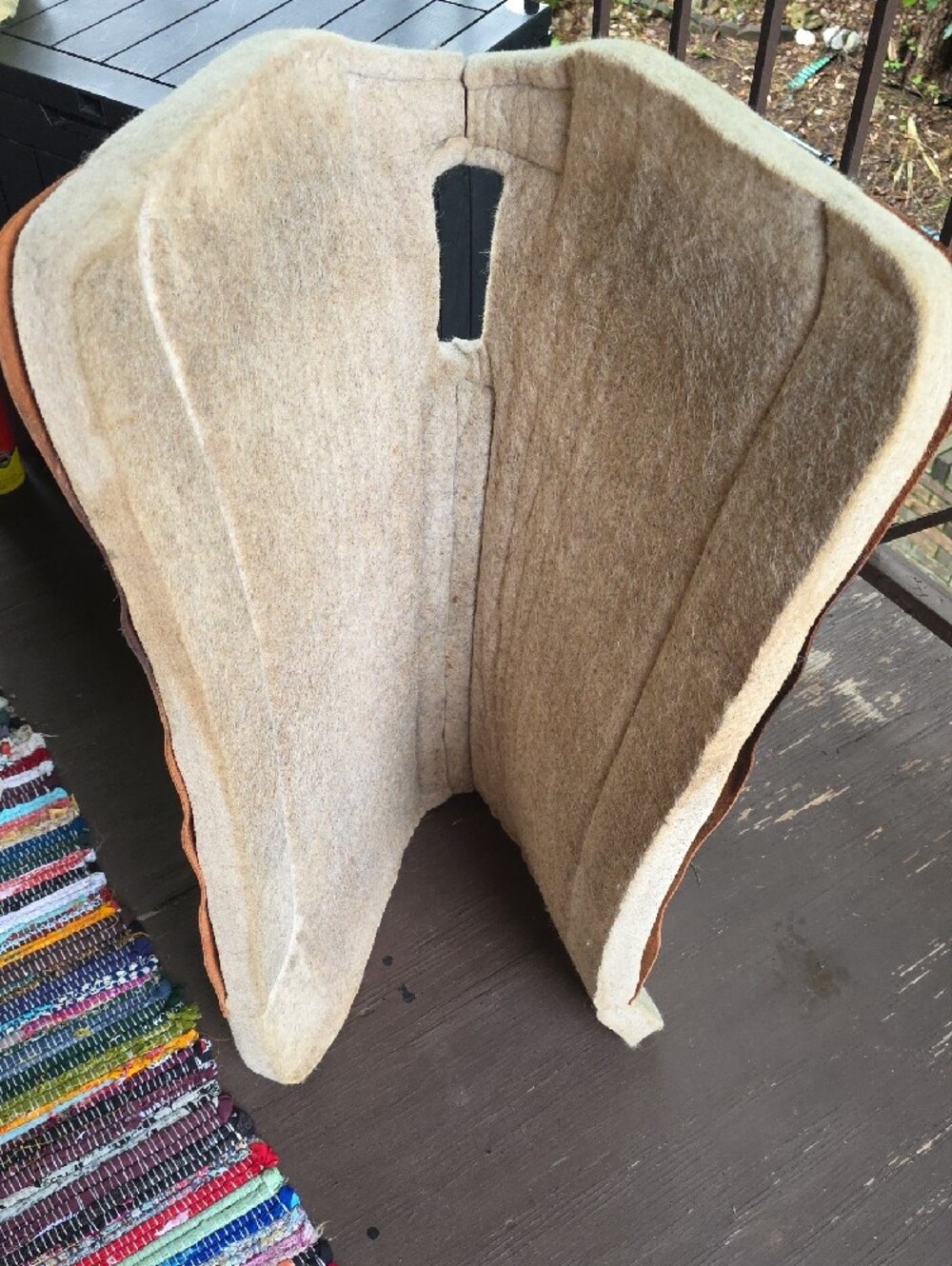 5-Star Wool Saddle Pad with Brown Leather Trim - Picture 6 of 6